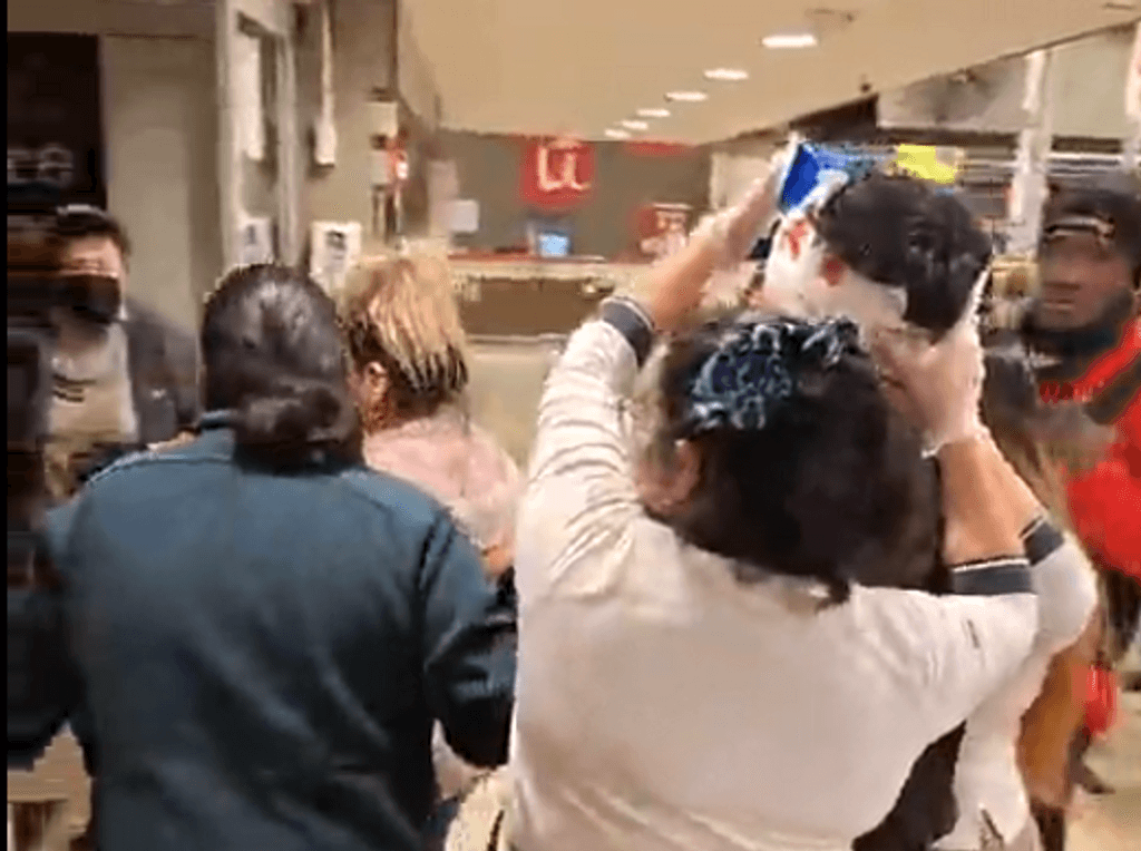 Guardia golpeado Guardia golpeado