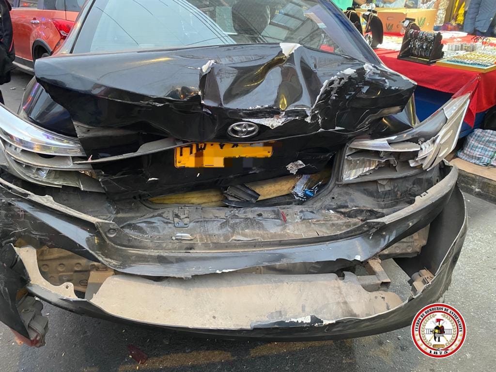 Colisión vehicular Colisión vehicular