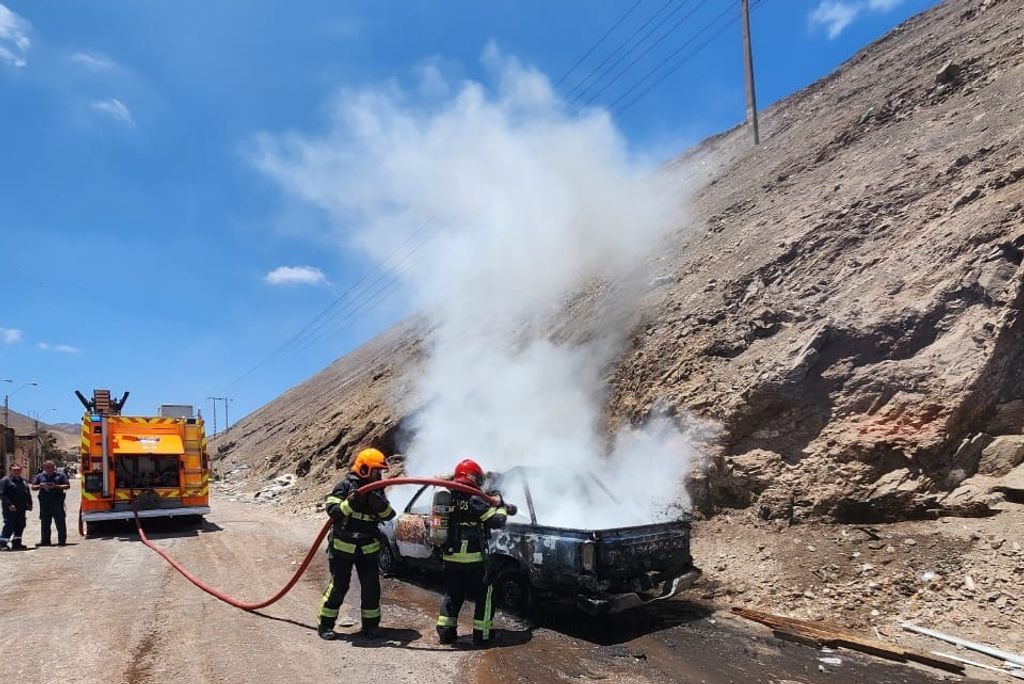 Incendio Vehículo Incendio Vehículo