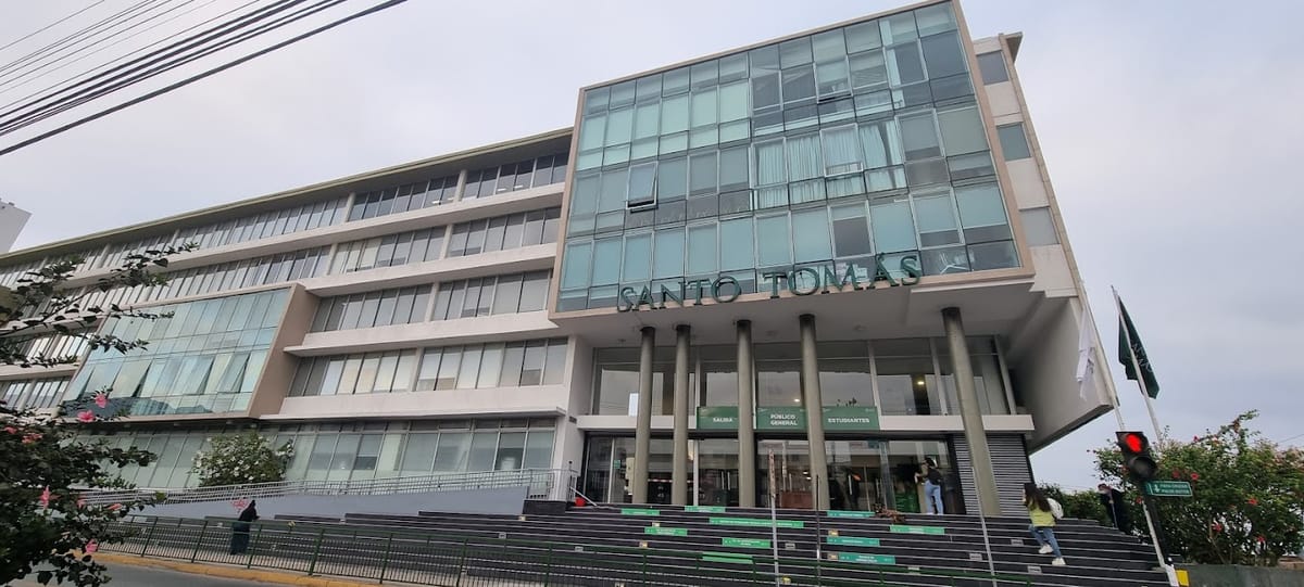 Universidad Santo Tomás Universidad Santo Tomás