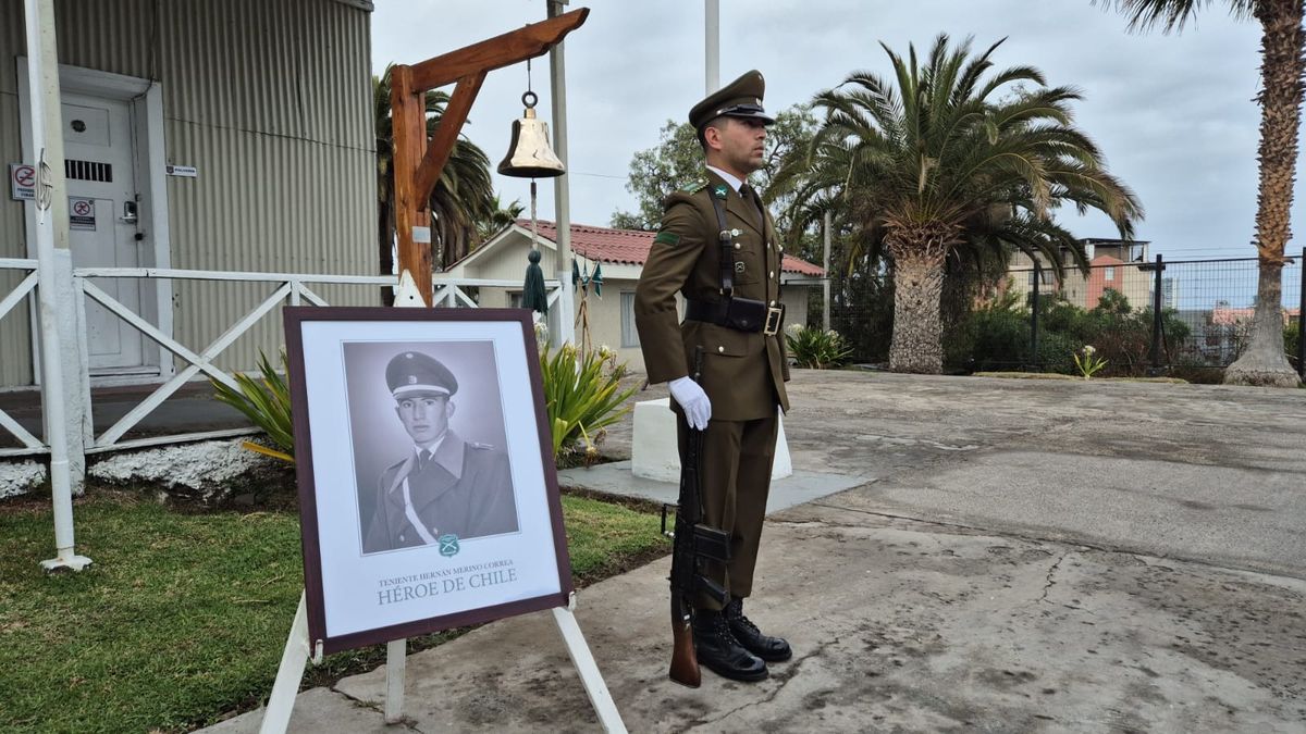 Carabineros honra a héroe antofagastino Carabineros honra a héroe antofagastino
