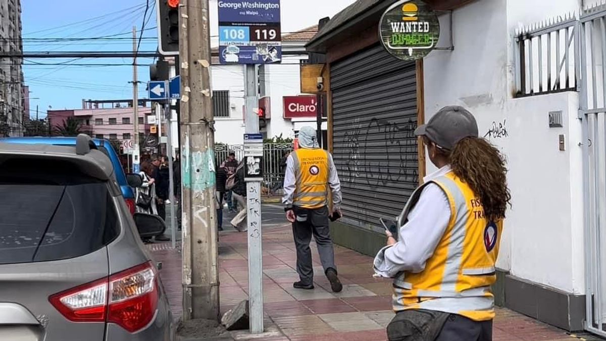 Decenas de multas por mal estacionamiento en Antofagasta Decenas de multas por mal estacionamiento en Antofagasta