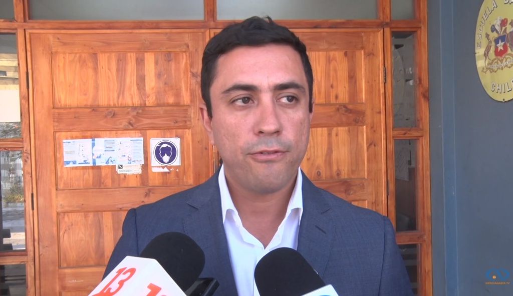 Seremi de Educación - Alonso Fernández Seremi de Educación - Alonso Fernández