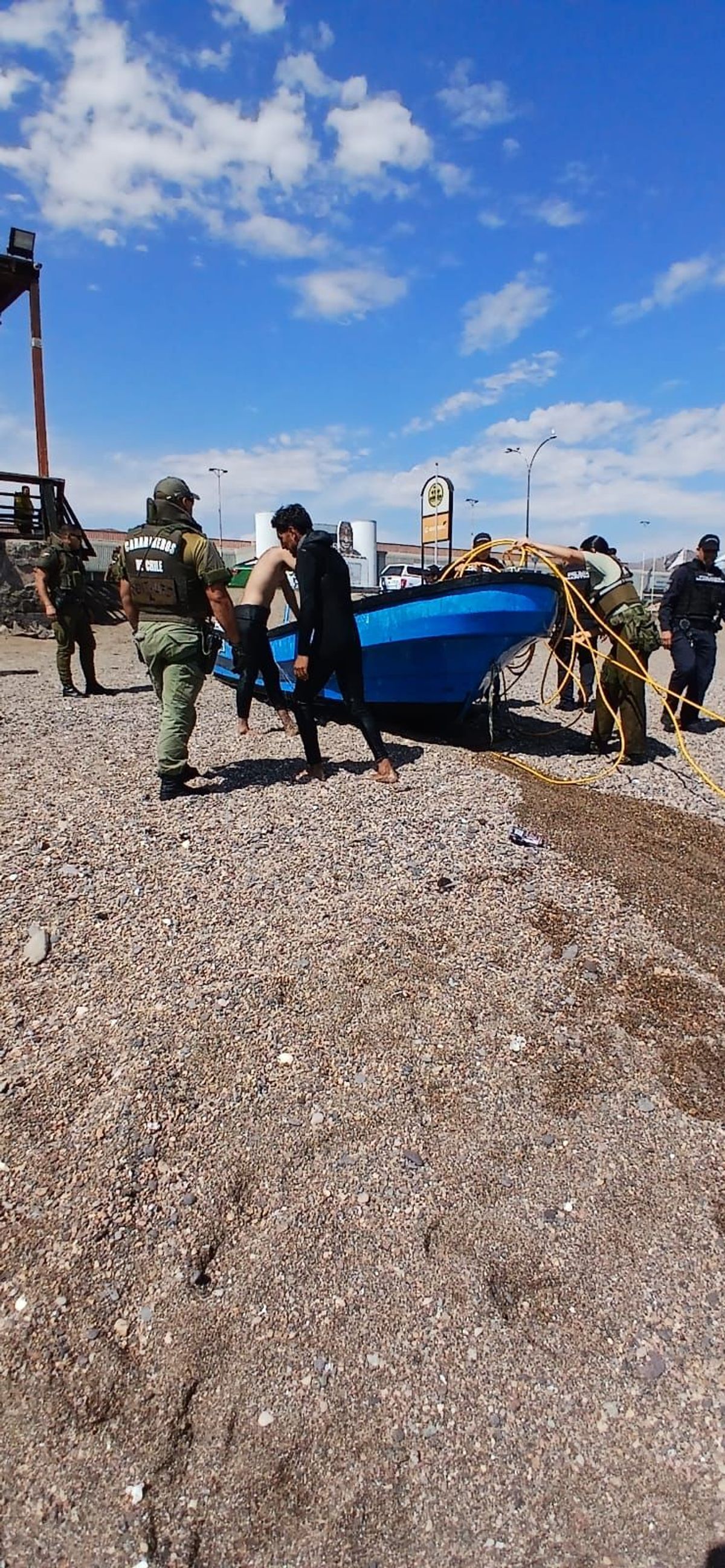 Carabineros colabora en rescate marítimo en Antofagasta Carabineros colabora en rescate marítimo en Antofagasta