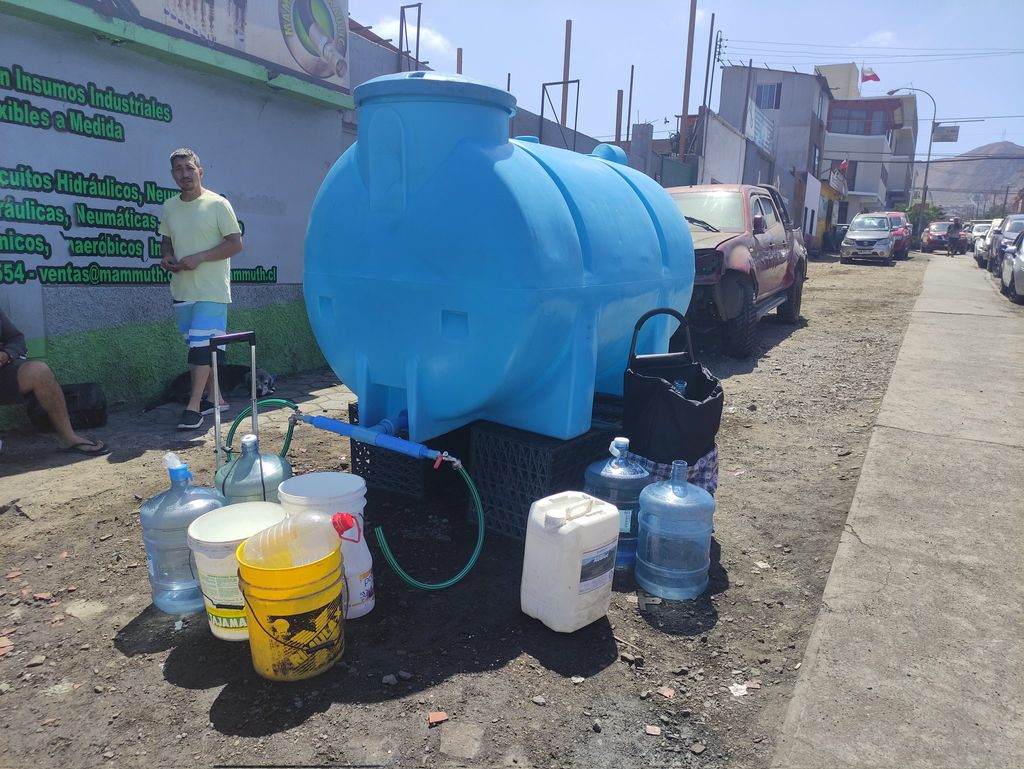 Punto de Abastecimiento Sin Agua entre Taltal y Av. Rendic Punto de Abastecimiento Sin Agua entre Taltal y Av. Rendic