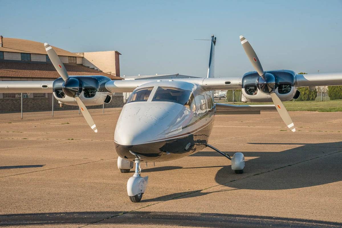 Referencial - aeronave tipo P68TC