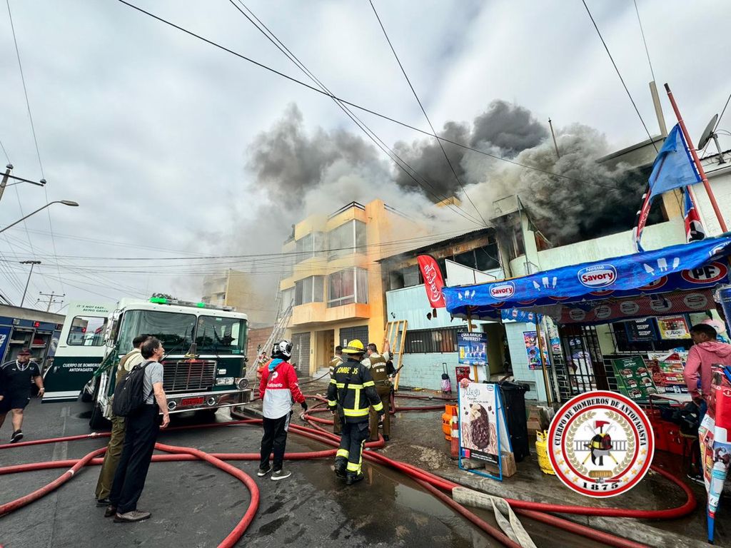 Incendio Galleguillos Lorca Incendio Galleguillos Lorca