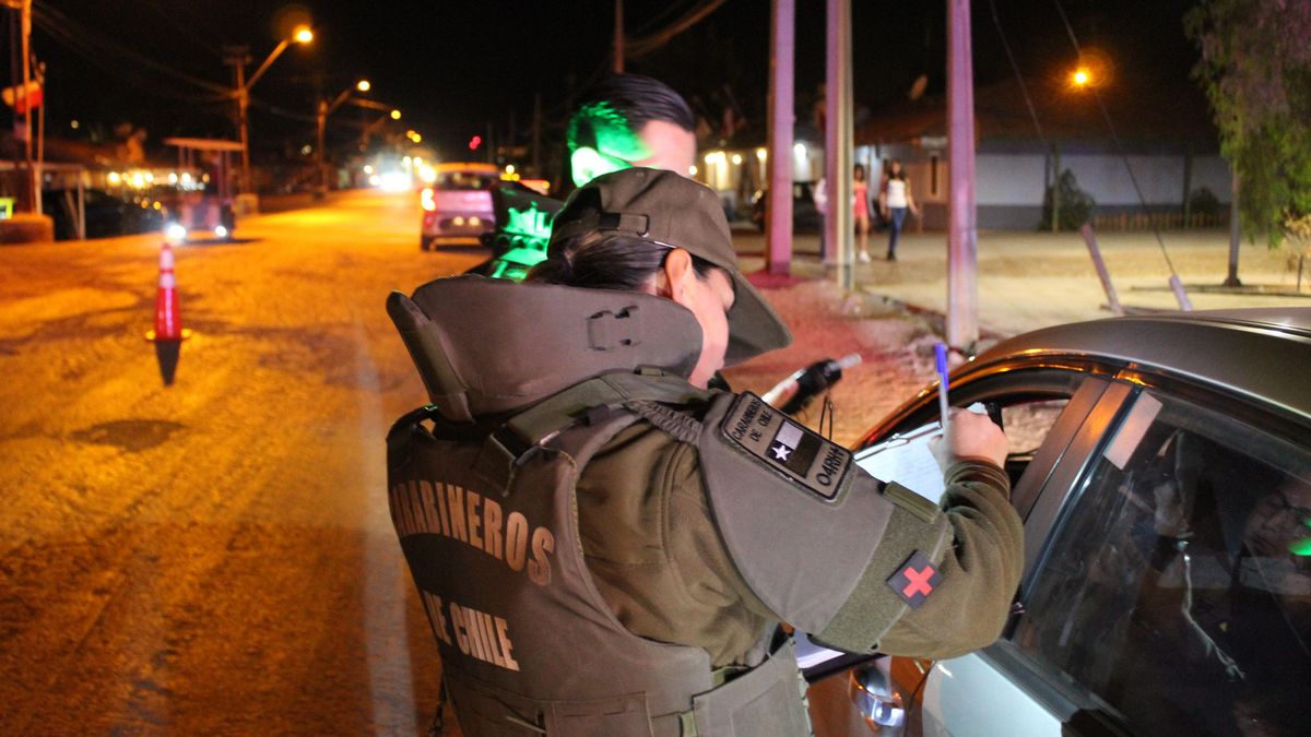 Dos detenidos por manejo ebrio en María Elena Dos detenidos por manejo ebrio en María Elena