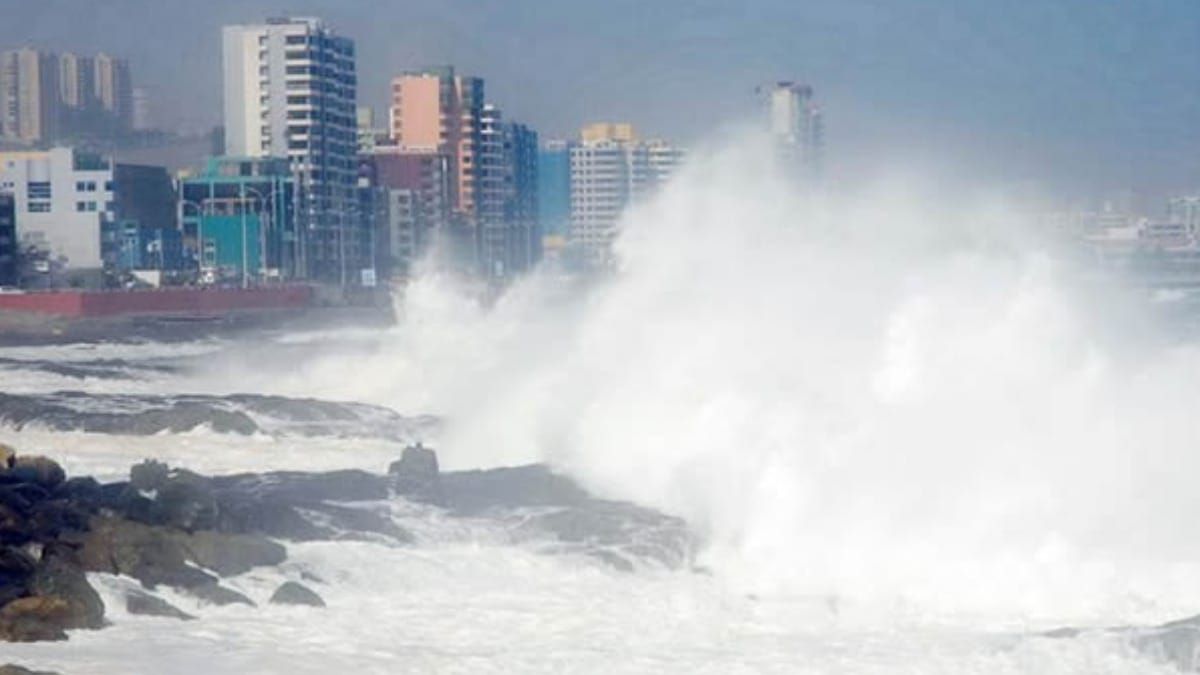 Alerta por marejadas anormales en Antofagasta Alerta por marejadas anormales en Antofagasta