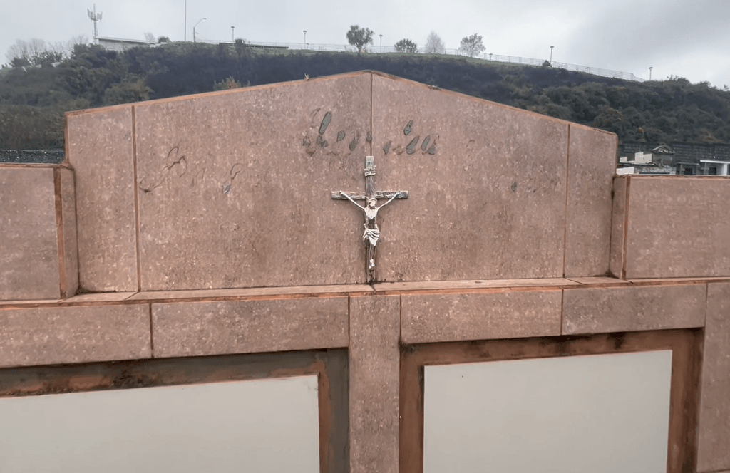 ROBO CASTRO ROBO CASTRO