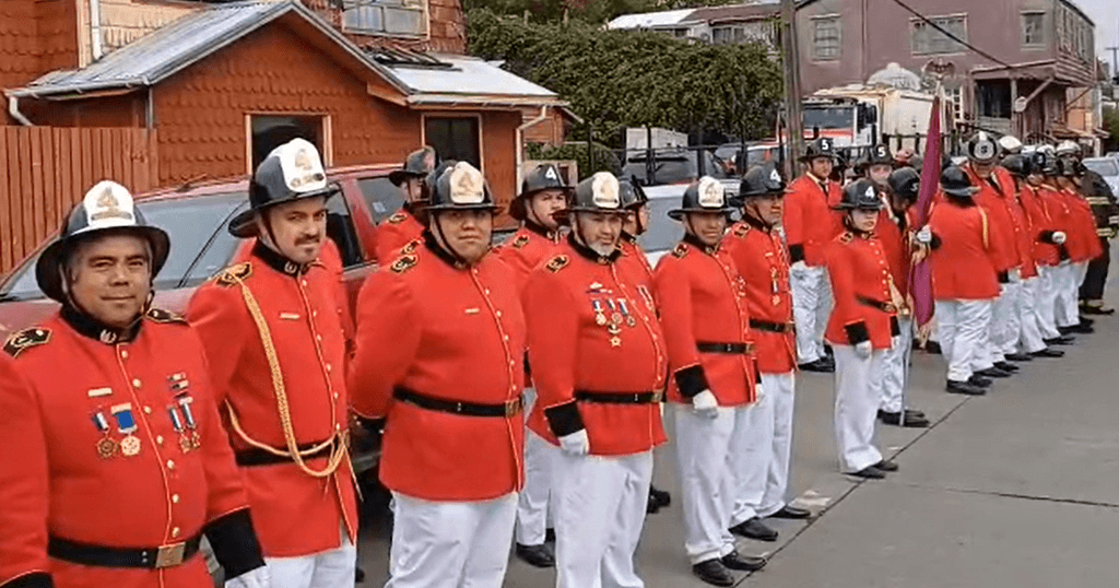BOMBEROS BOMBEROS