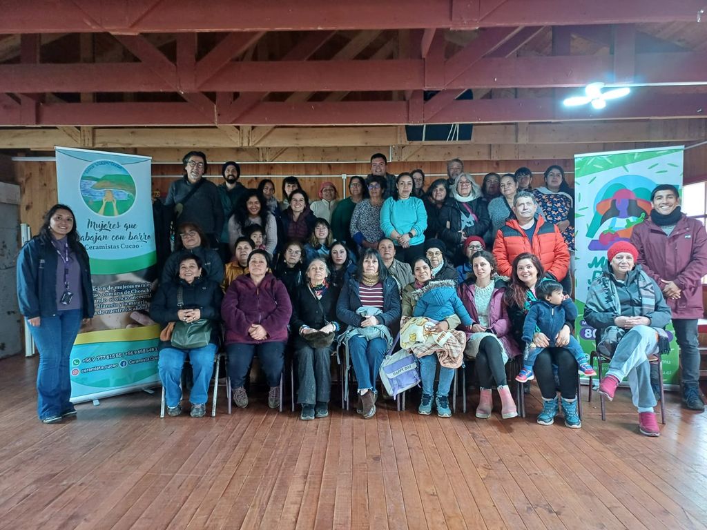FOTO GRUPAL CERAMICA CUCAO