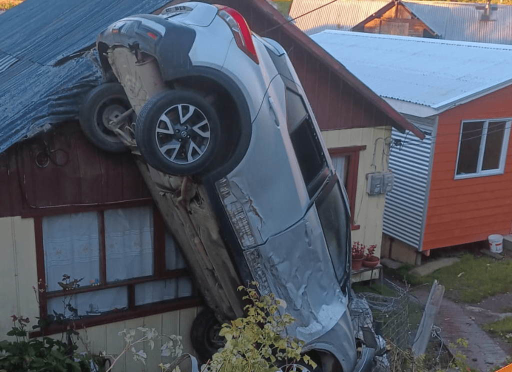 AUTO AUTO