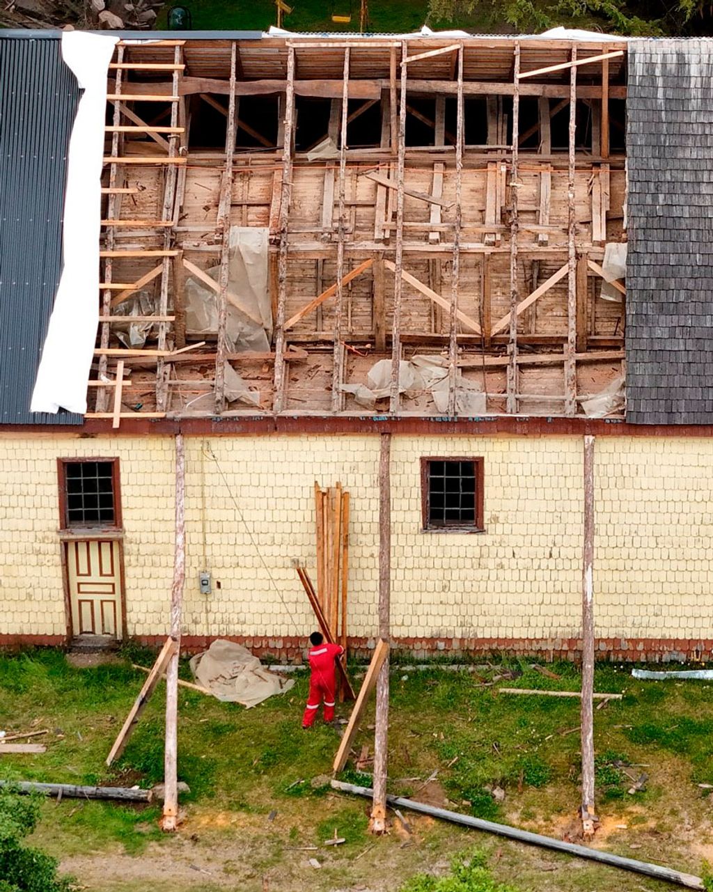 Restauración Iglesia Llau Llao Restauración Iglesia Llau Llao