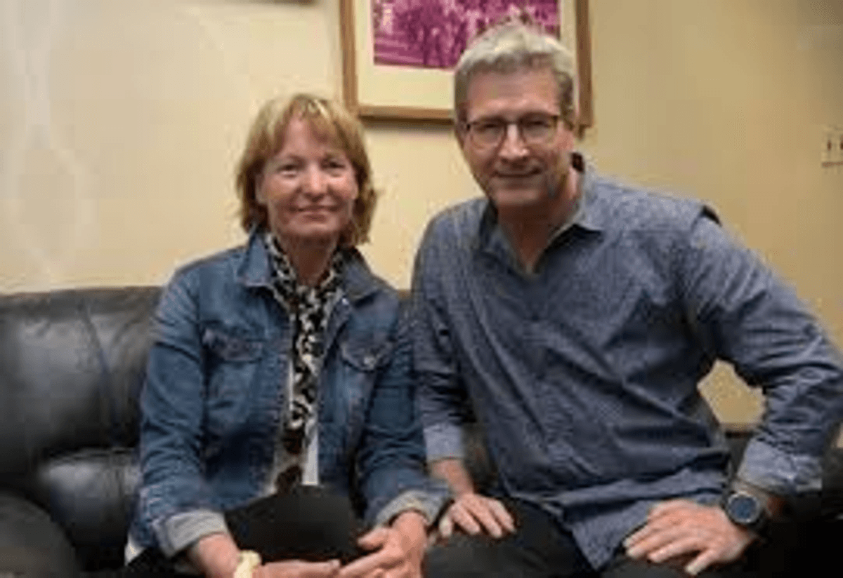 Pedro Grez y su esposa lanzan nuevo programa Pedro Grez y su esposa lanzan nuevo programa