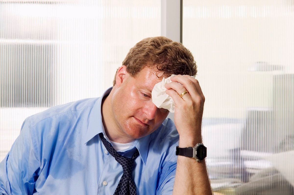 Hiperhidrosis, enfermedad y molestia Hiperhidrosis, enfermedad y molestia