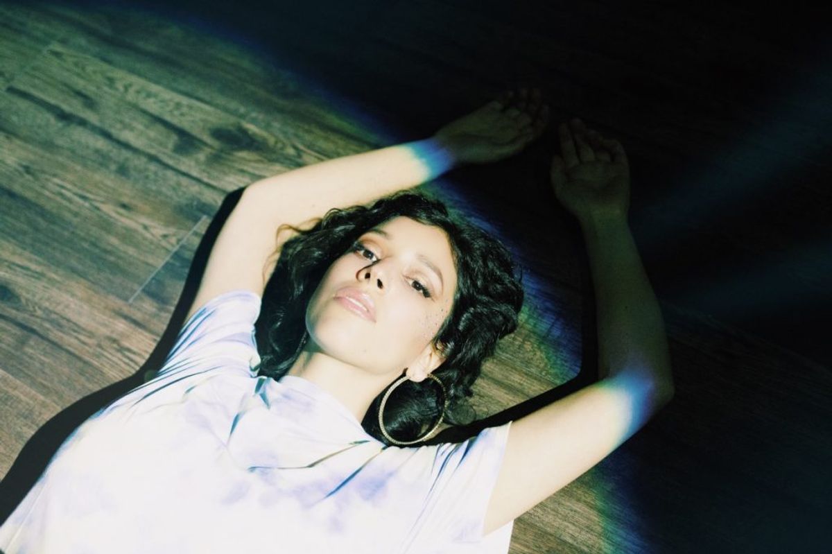 Emaflu nos deleita con su música Emaflu nos deleita con su música