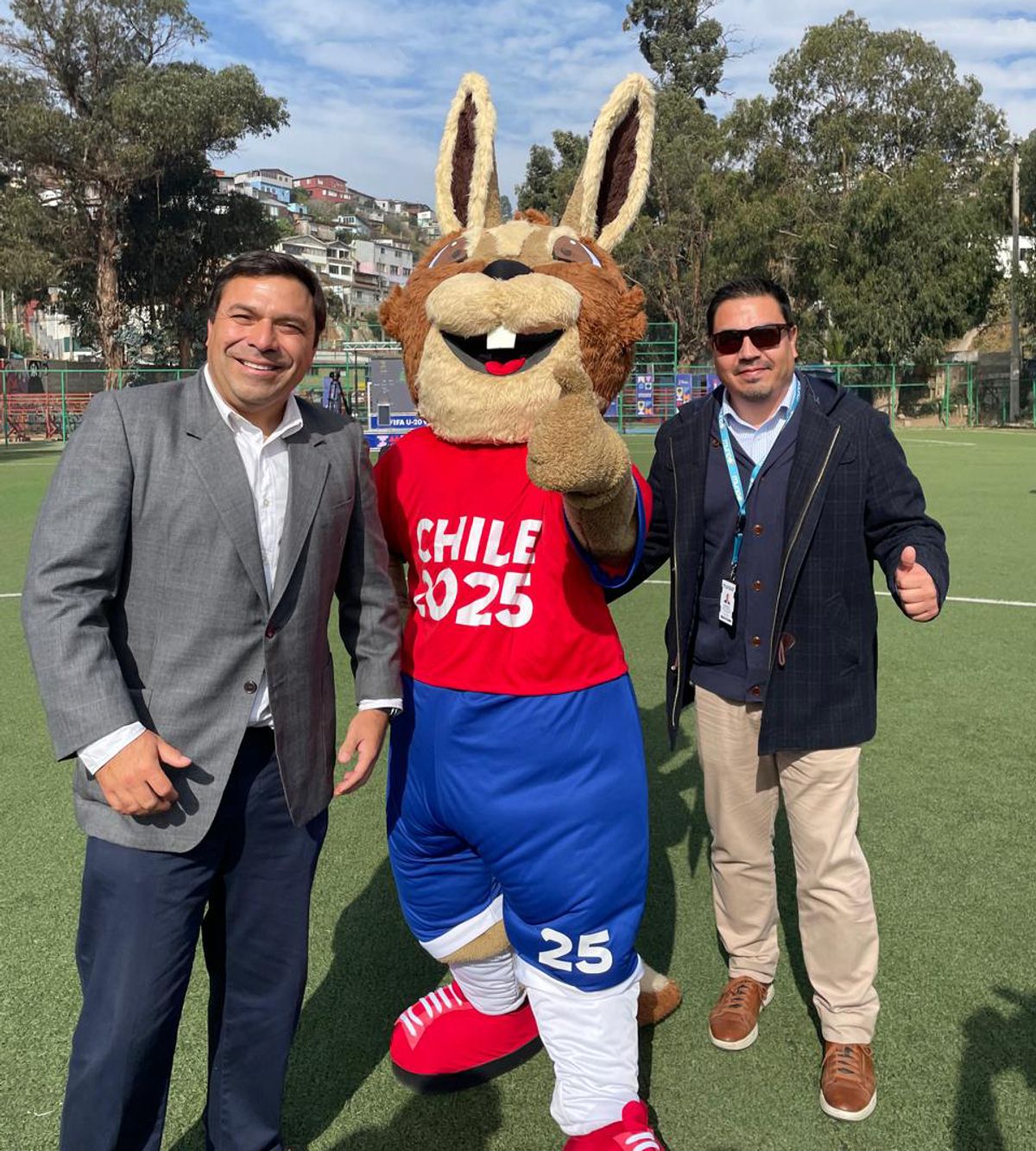 Ejecutivos Mundo Jaime Weinborn y Elías Torres junto a Vit Ejecutivos Mundo Jaime Weinborn y Elías Torres junto a Vit