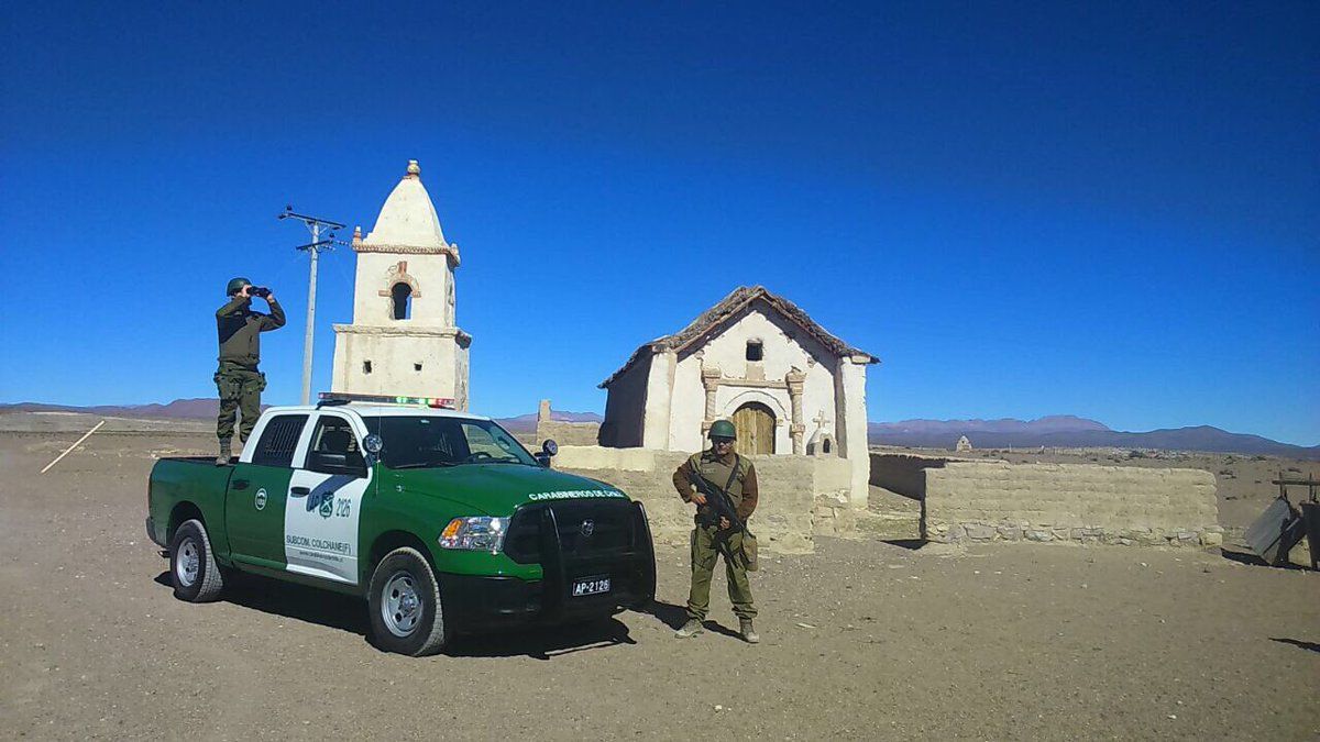 Delincuentes se enfrentan a balazos con Carabineros Delincuentes se enfrentan a balazos con Carabineros