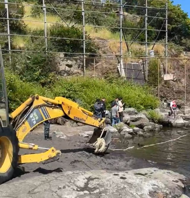 PHOTO-2025-12-18-18-34-49 PHOTO-2025-12-18-18-34-49