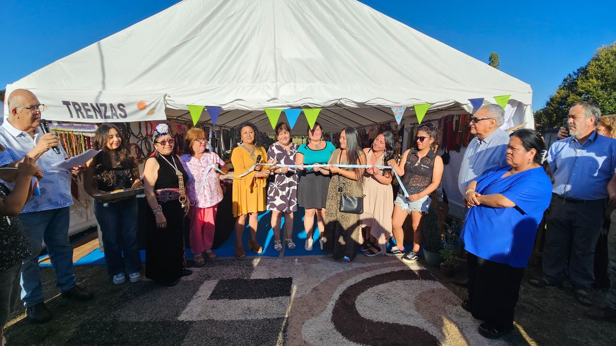 HUELLAS DE PUCÓN HUELLAS DE PUCÓN