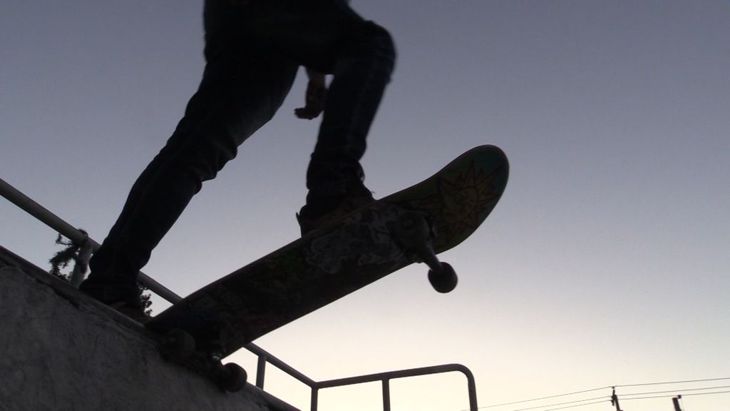 SKATE SKATE