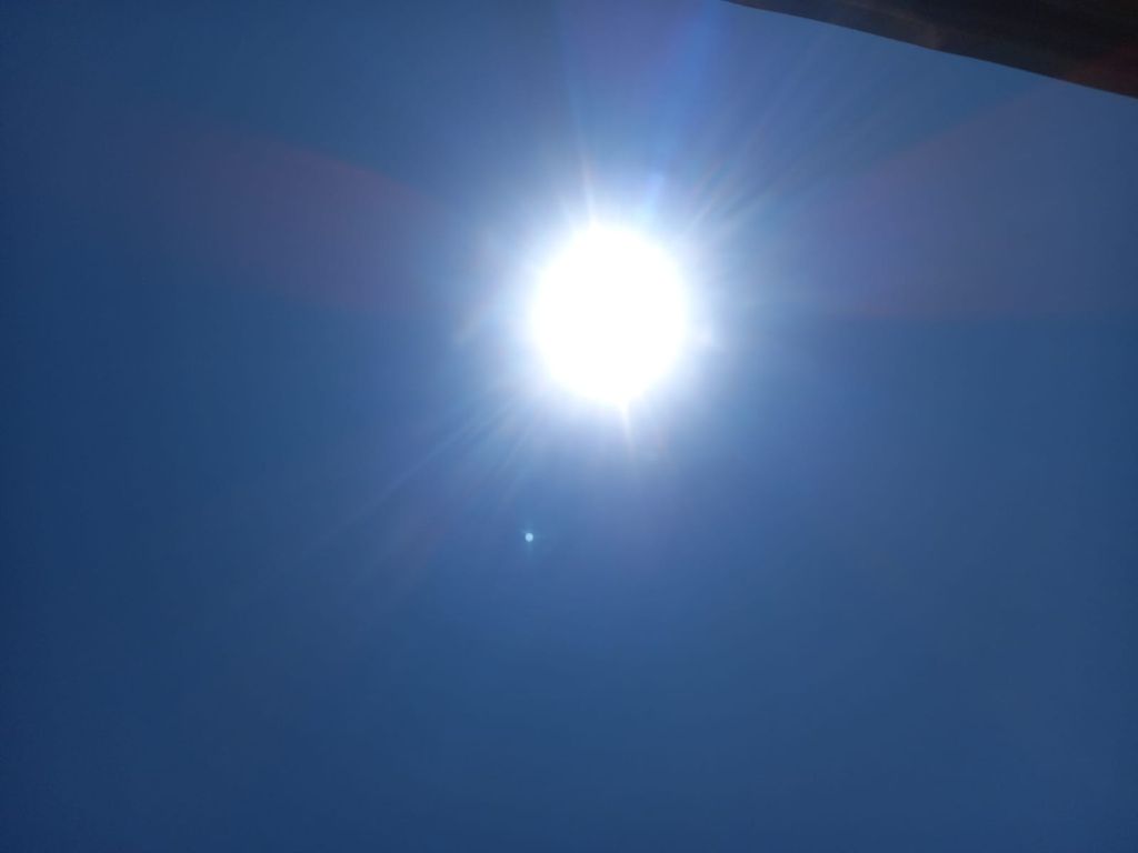 CALOR EXTREMO CALOR EXTREMO