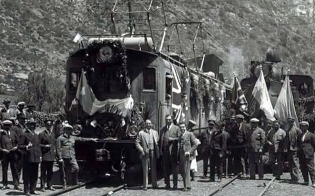 703FEF40-EB12-43A5-A34B-B5DF641F4110 703FEF40-EB12-43A5-A34B-B5DF641F4110