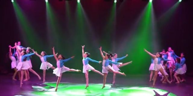 DANZA DANZA