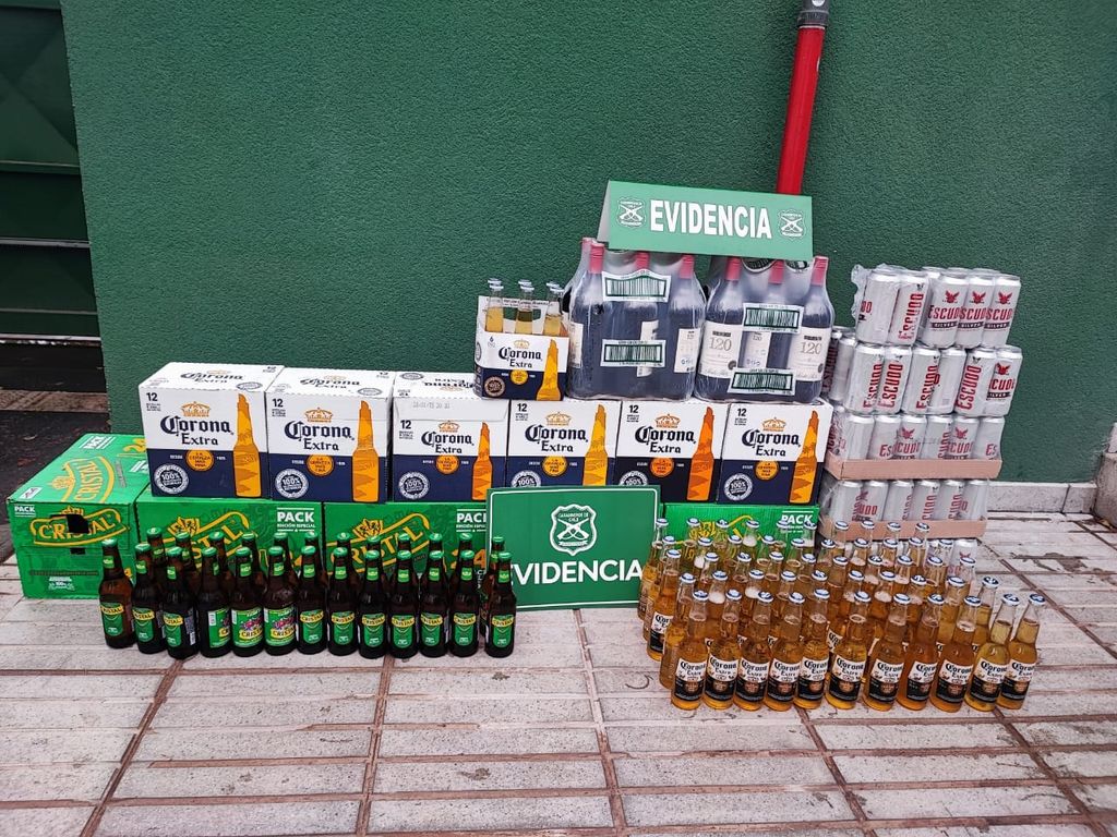 1BAR CLANDESTINO TOMA YEVIDE 1BAR CLANDESTINO TOMA YEVIDE