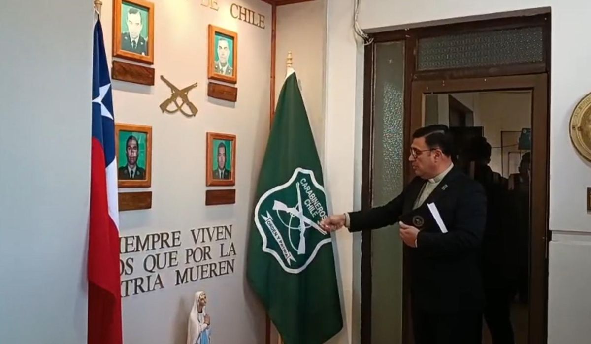 Con emotiva ceremonia Carabineros celebró 99 años de historia