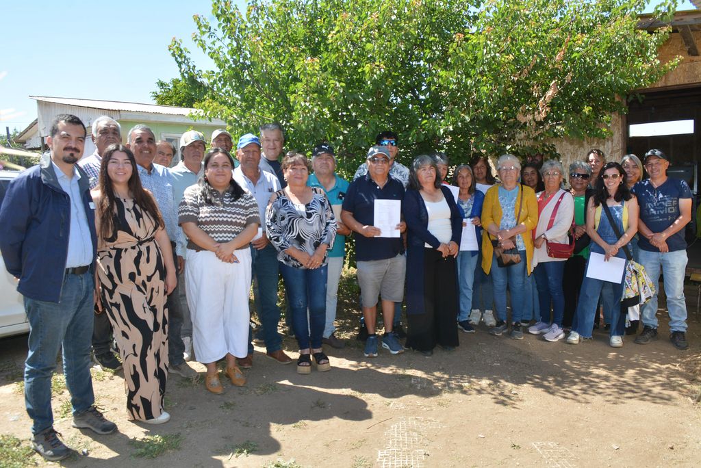 Grupo beneficiarios_02 (1) Grupo beneficiarios_02 (1)