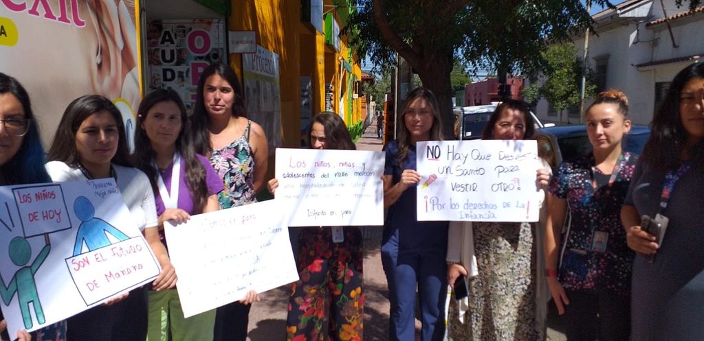 5e51eadb-8e63-4c5d-bdb0-c61de2cd17b9 5e51eadb-8e63-4c5d-bdb0-c61de2cd17b9