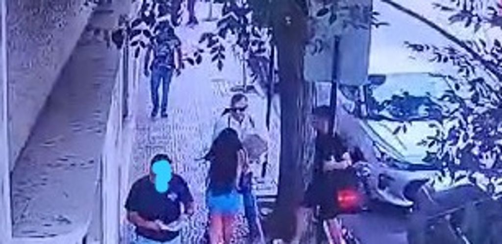 1ROBO TELÉFONO (1) 1ROBO TELÉFONO (1)