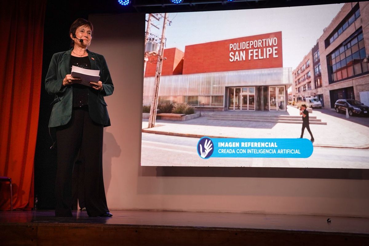 Alcaldesa Carmen Castillo presentó cuenta pública 2025