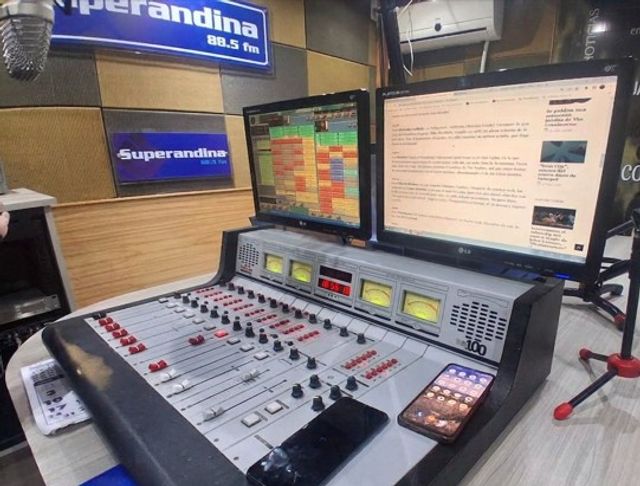 radio radio