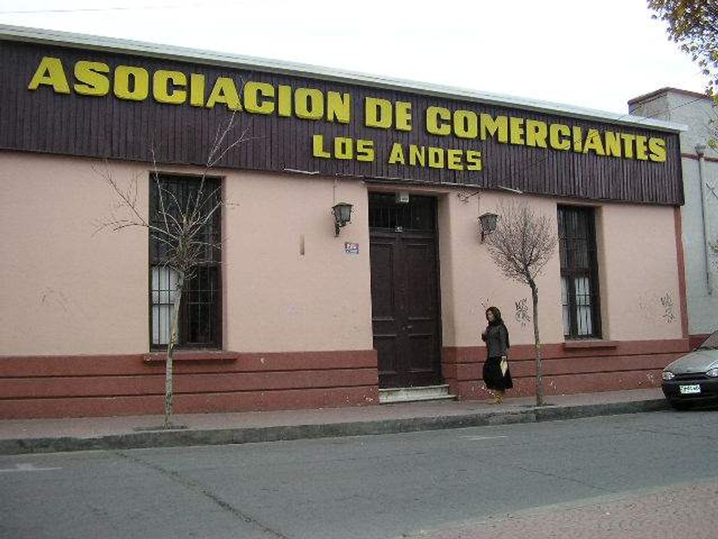 2 COMERCIANTES 2 COMERCIANTES