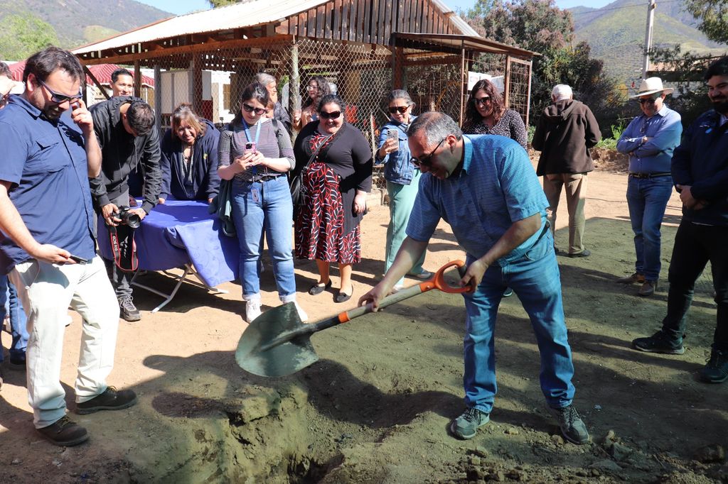 Comienzan obras de mejoramiento del servicio sanitario rural los almendros Comienzan obras de mejoramiento del servicio sanitario rural los almendros