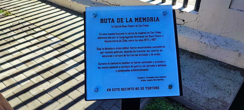 En ex cárcel de mujeres de San Felipe instalan placa en memoria de los Derechos Humanos En ex cárcel de mujeres de San Felipe instalan placa en memoria de los Derechos Humanos