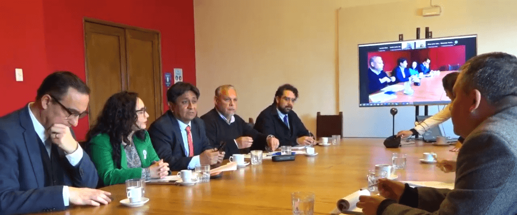 ASOCIACIÓN DE GOBERNADORES REGIONALES ENFATIZAN NECESIDAD DE AVANZAR EN MATERIAS DE PRESUPUESTO ASOCIACIÓN DE GOBERNADORES REGIONALES ENFATIZAN NECESIDAD DE AVANZAR EN MATERIAS DE PRESUPUESTO