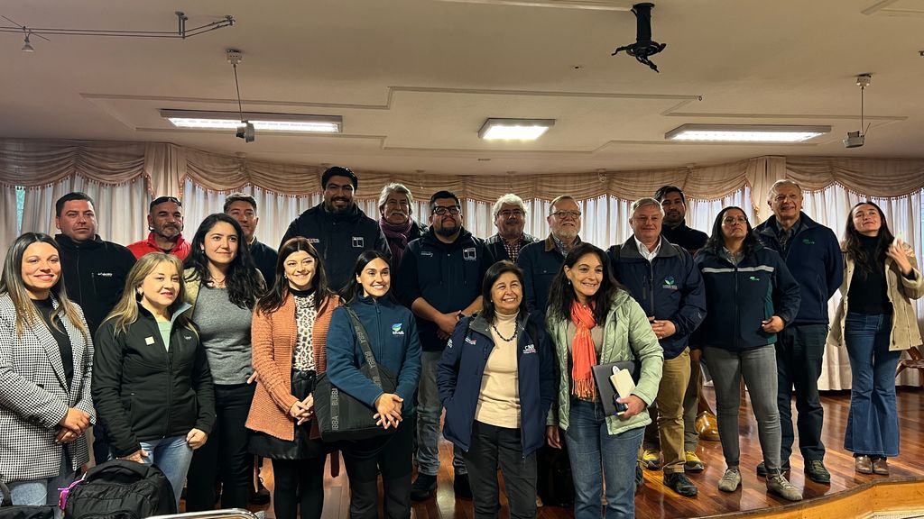 1GABINETE AGRO (1) 1GABINETE AGRO (1)