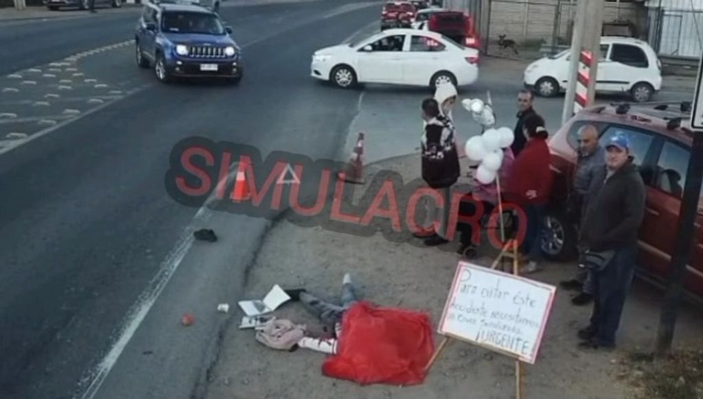 PROTESTA SIMULACRO PROTESTA SIMULACRO