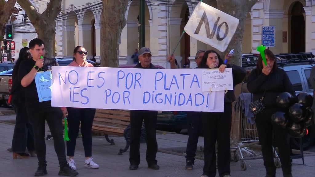 COLEGIO INGLES (2) COLEGIO INGLES (2)