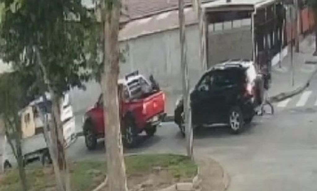 1DETENIDO SECUESTRADOR (2) 1DETENIDO SECUESTRADOR (2)