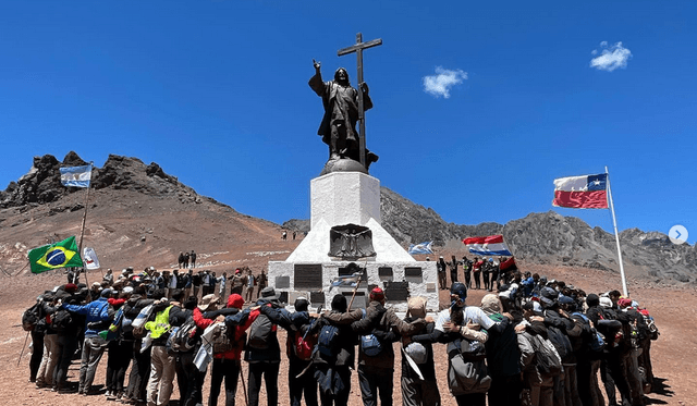 Screenshot-2025-12-15-at-10-20-19-Instagram-1