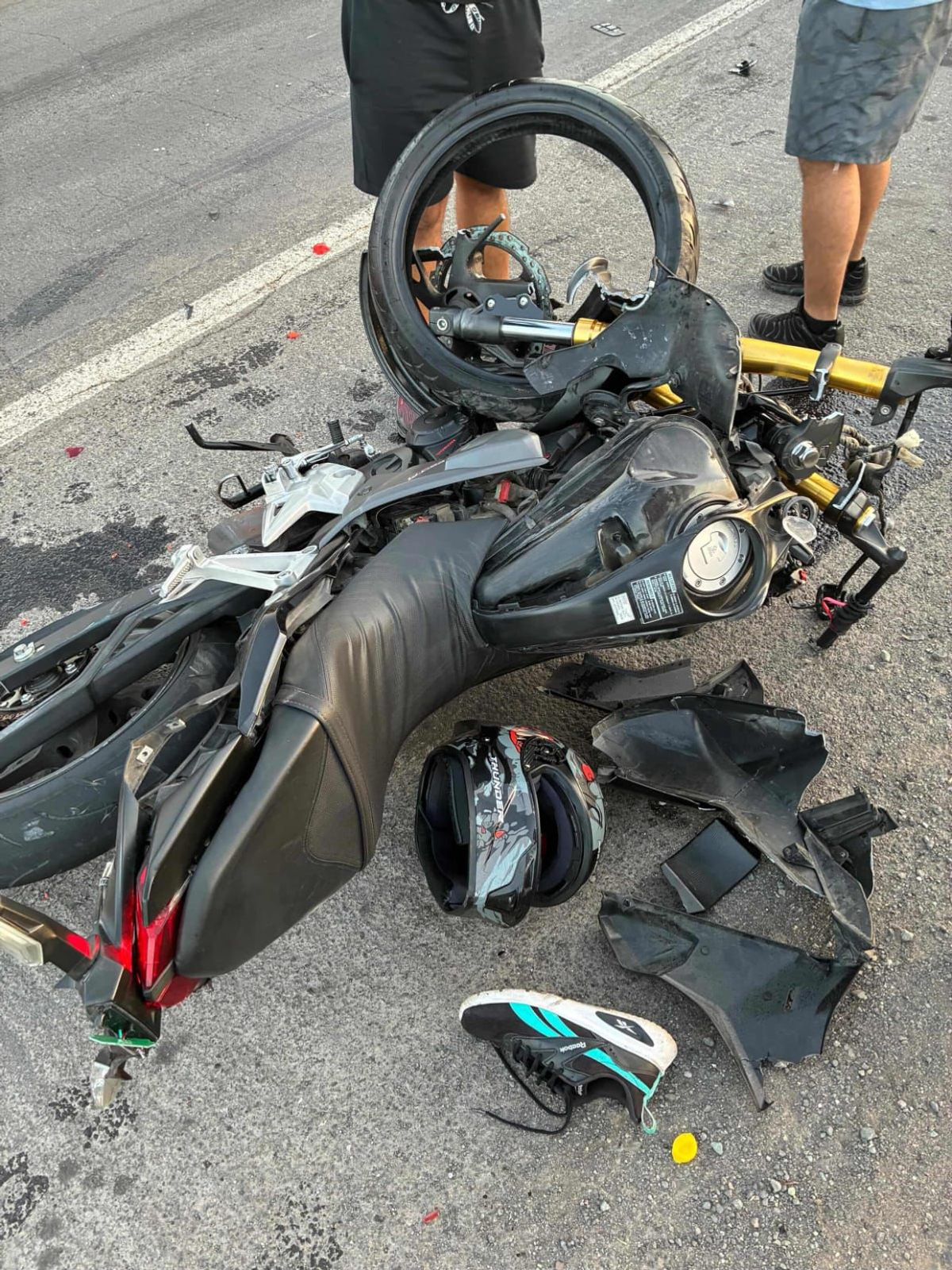 MOTOCICLETA MOTOCICLETA