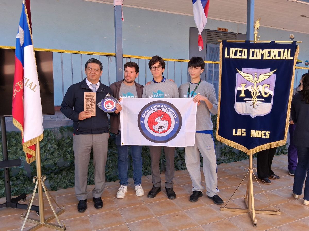 EMBAJADORES ANTÁRTICA EMBAJADORES ANTÁRTICA