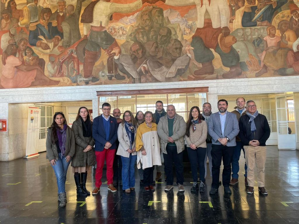 llevan a cabo llevan a cabo