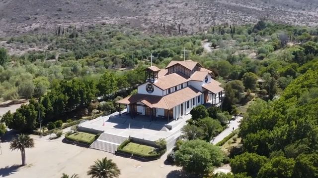 3f231cd9-f722-4ebe-a485-d139d760928e 3f231cd9-f722-4ebe-a485-d139d760928e