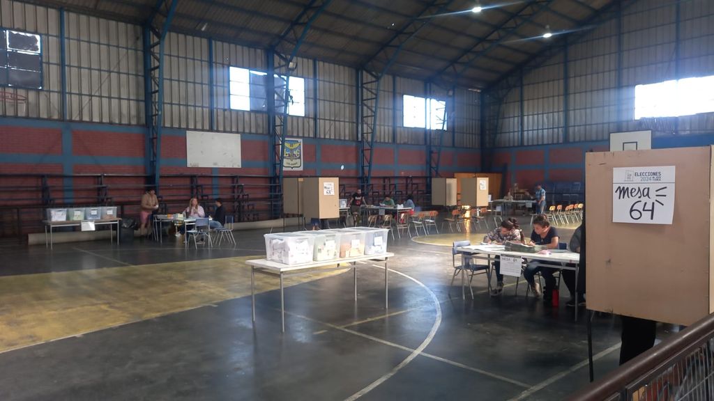 409920a4-2fb6-4675-8124-9fe62f19e16f 409920a4-2fb6-4675-8124-9fe62f19e16f